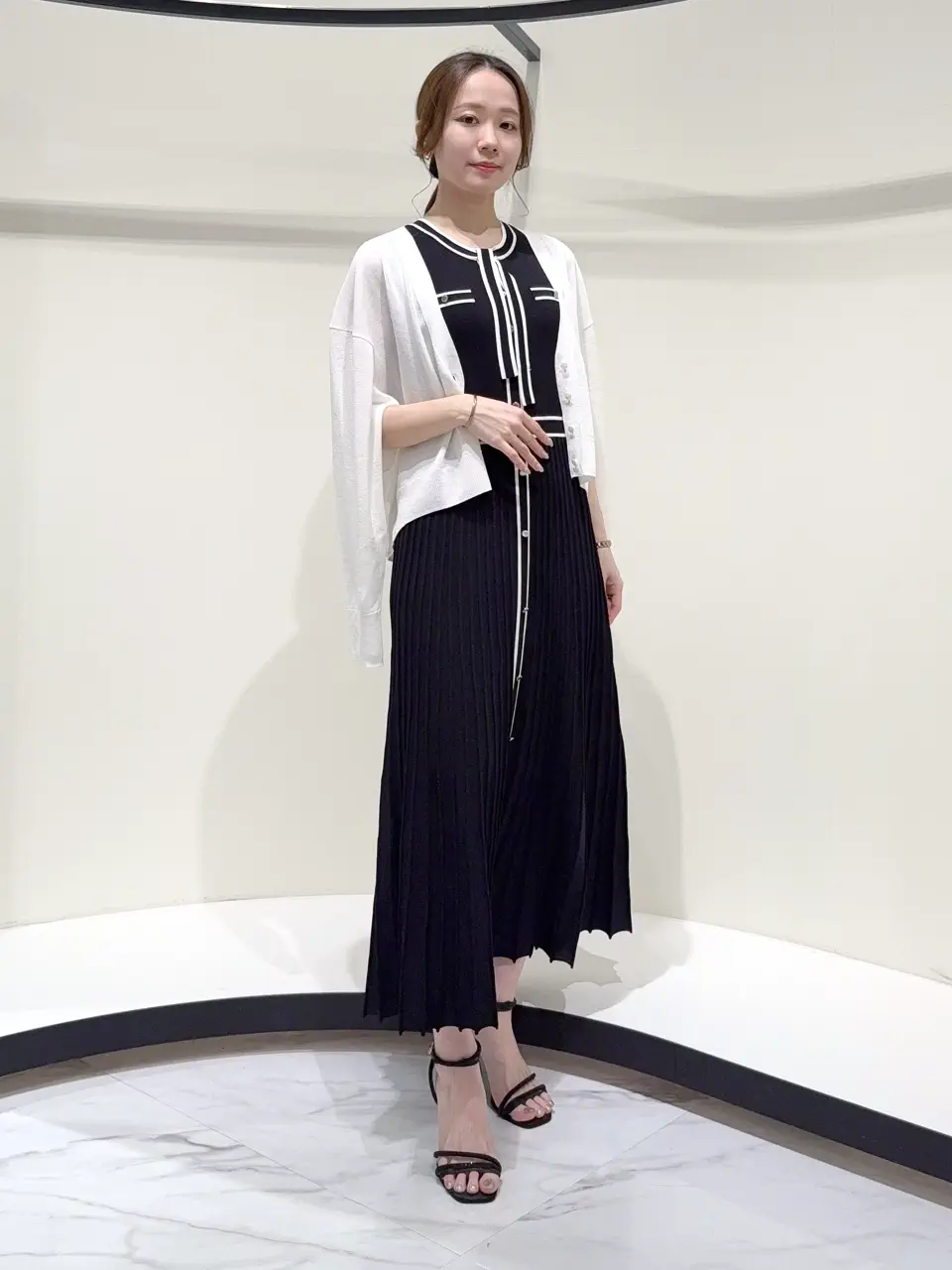 GRACE CONTINENTAL Suzuka コーディネート画像
