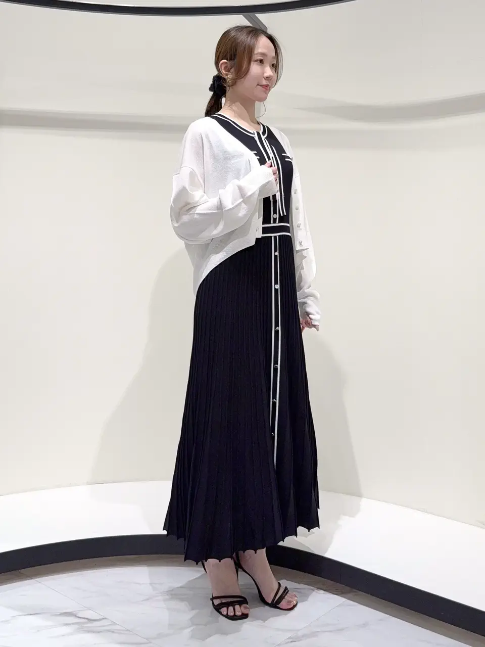 GRACE CONTINENTAL Suzuka コーディネート画像