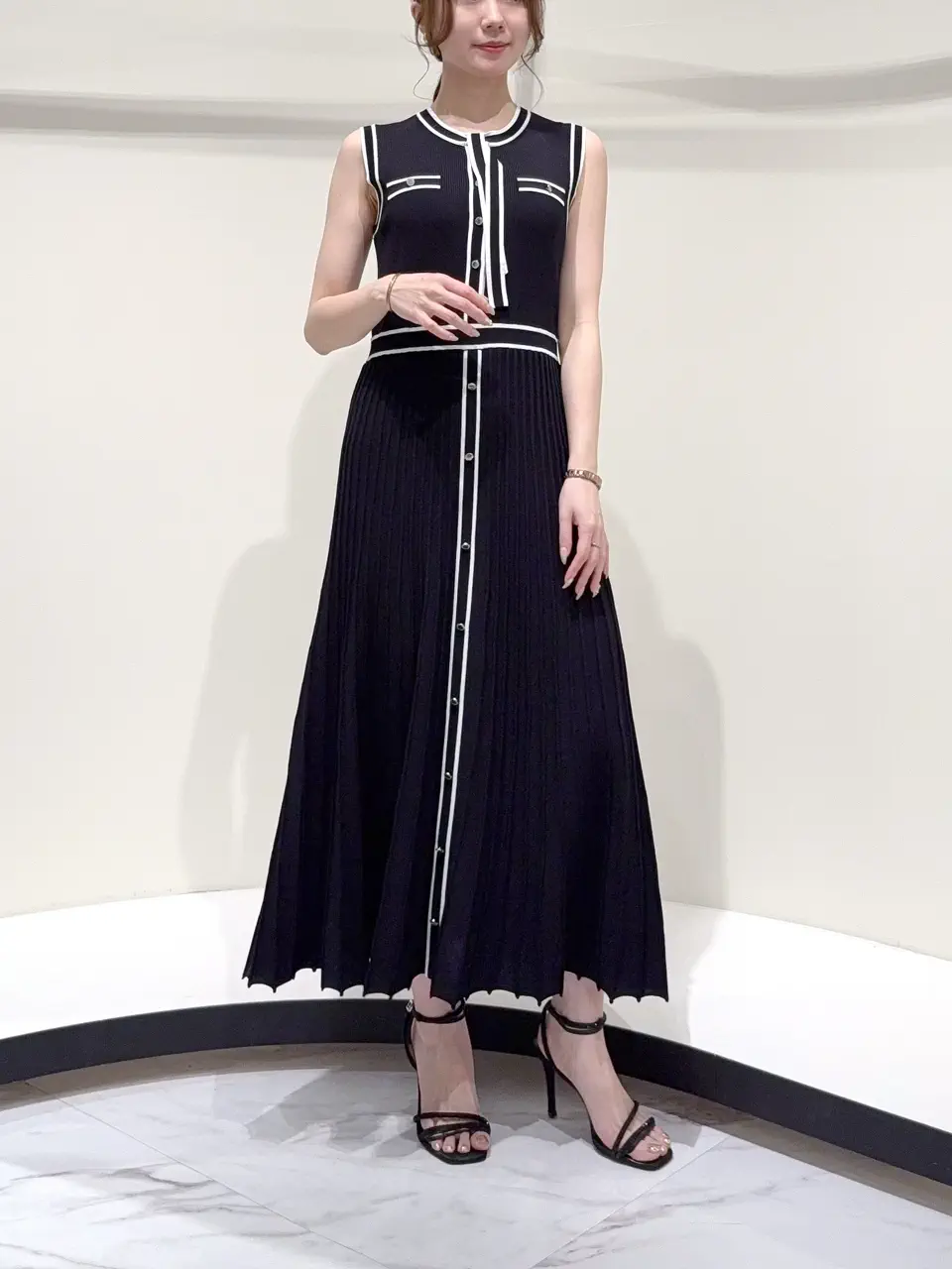 GRACE CONTINENTAL Suzuka コーディネート画像