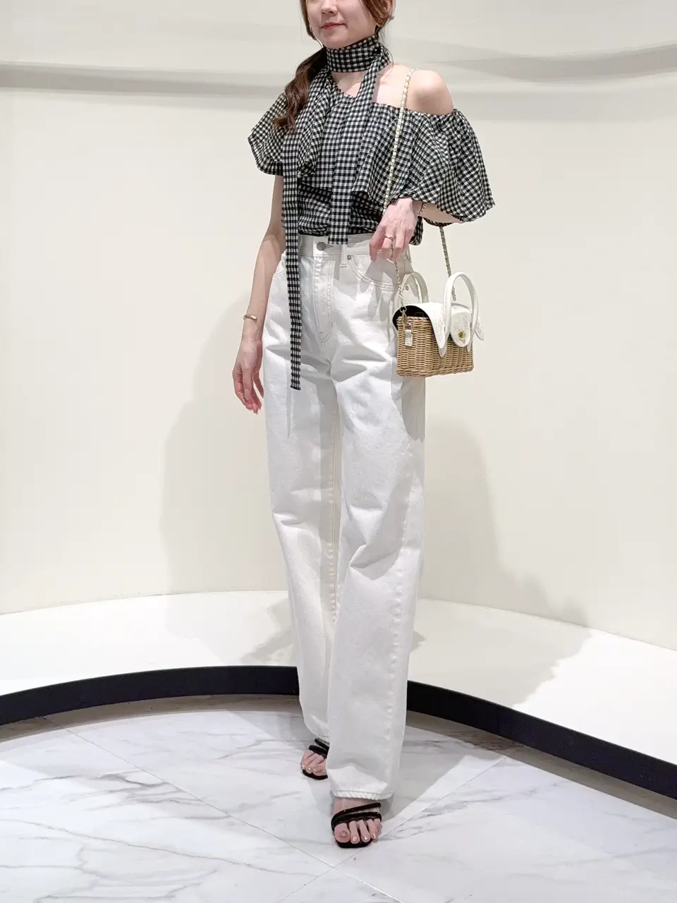 GRACE CONTINENTAL Suzuka コーディネート画像