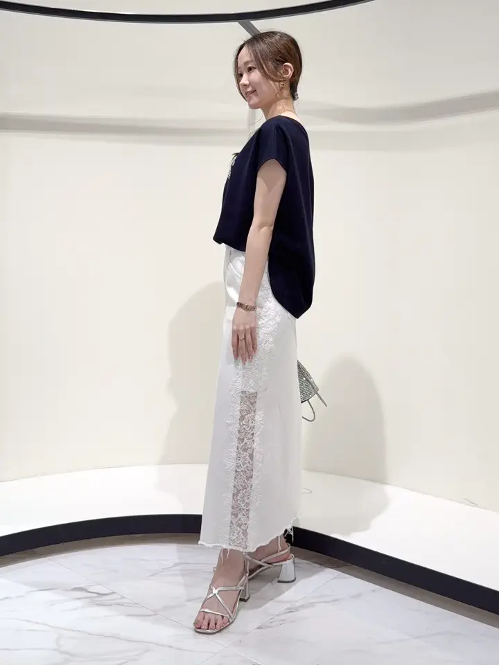 GRACE CONTINENTAL Suzuka コーディネート画像
