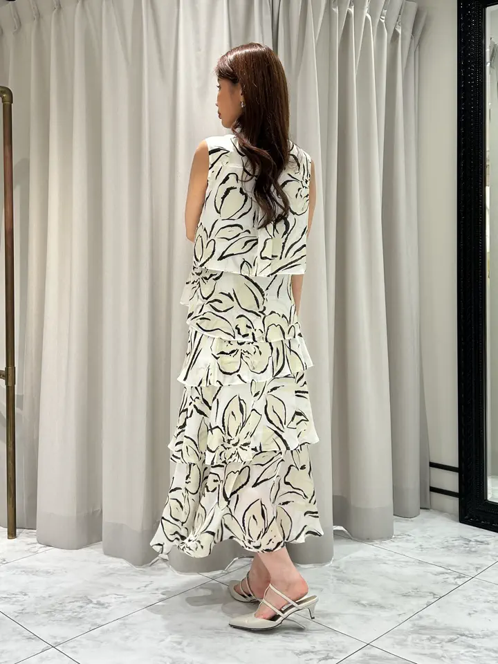 GRACE CONTINENTAL 志田　悠 コーディネート画像