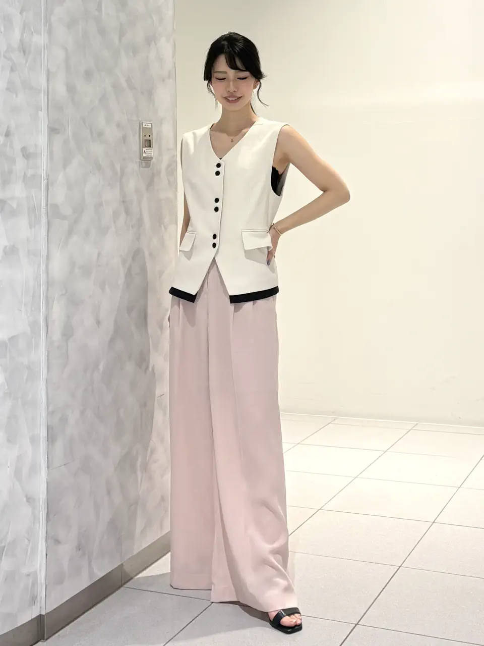 GRACE CONTINENTAL FUKUSHIMA YURIE コーディネート画像