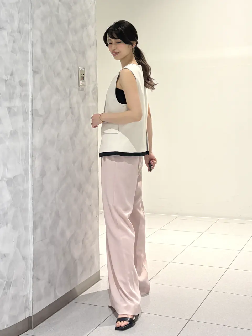 GRACE CONTINENTAL FUKUSHIMA YURIE コーディネート画像