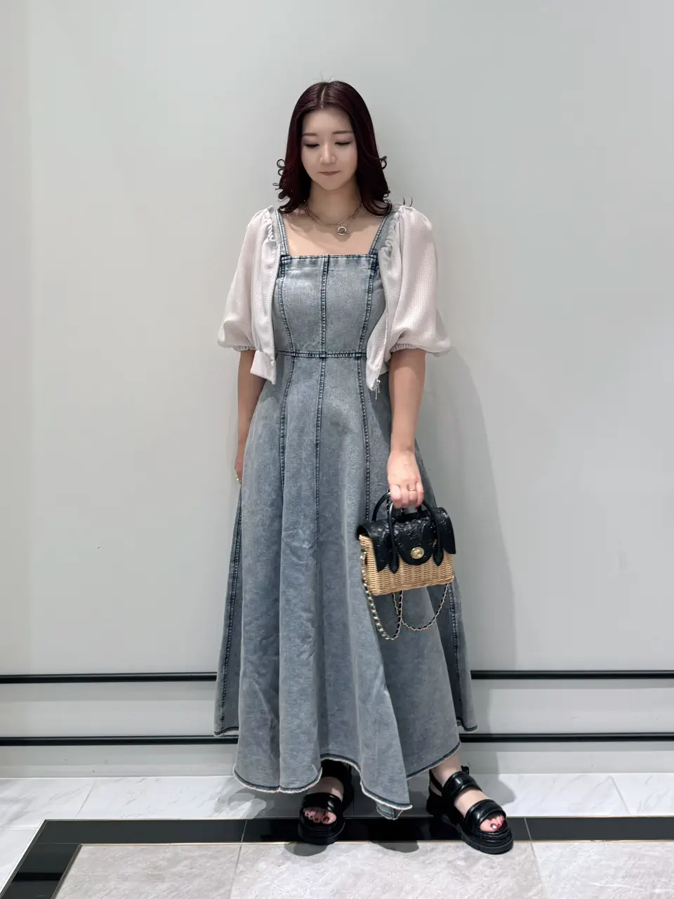 GRACE CONTINENTAL MOMOKO コーディネート画像