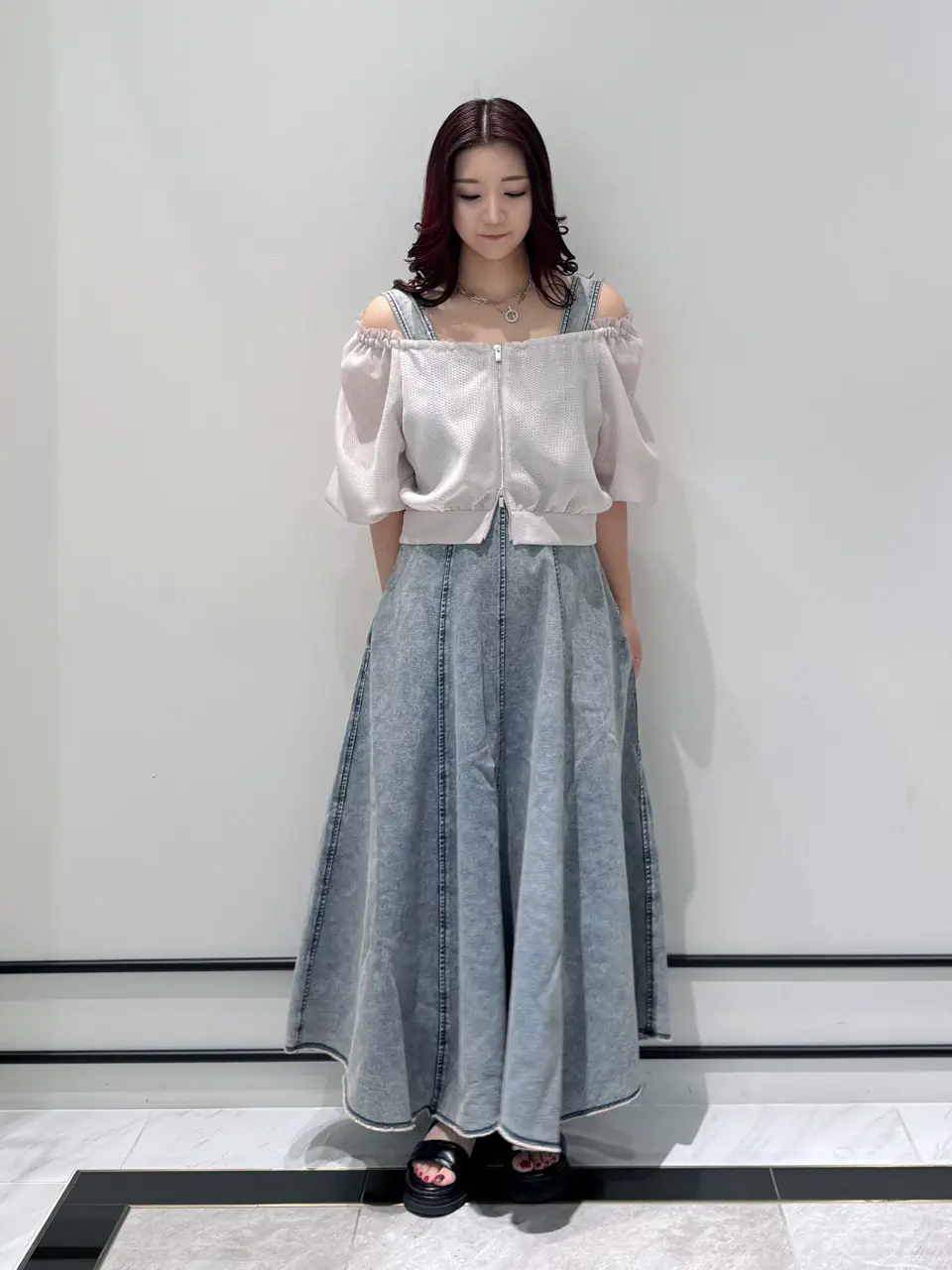 GRACE CONTINENTAL MOMOKO コーディネート画像