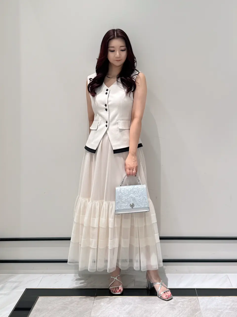  MOMOKO コーディネート画像