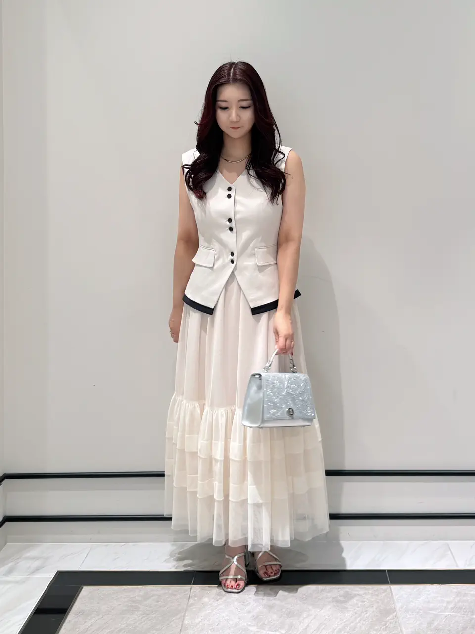 GRACE CONTINENTAL MOMOKO コーディネート画像