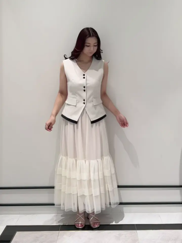 GRACE CONTINENTAL MOMOKO コーディネート画像