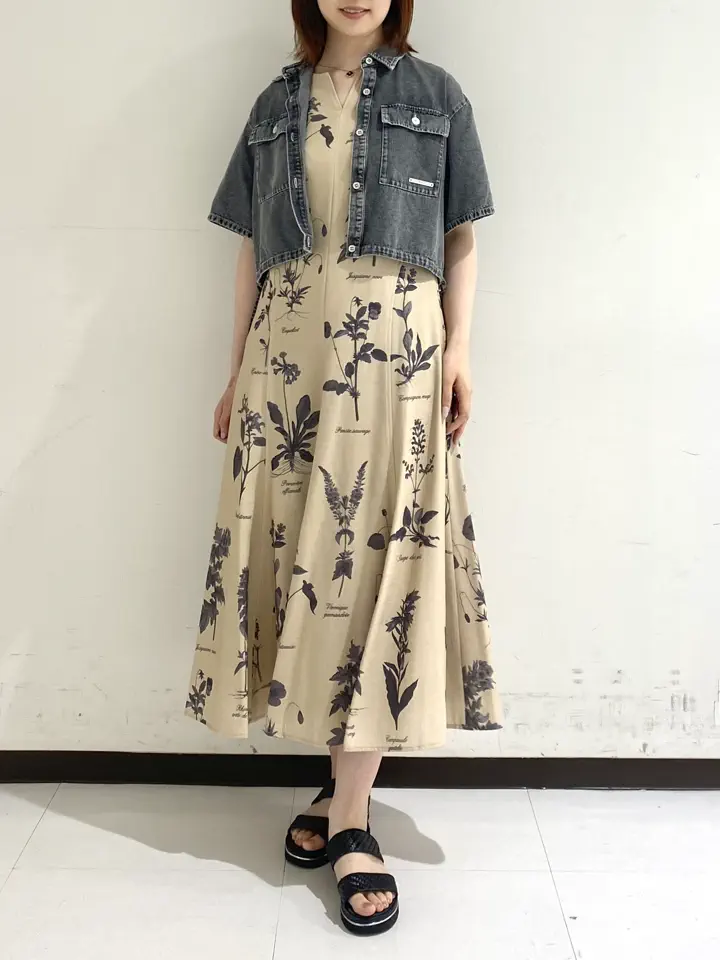 GRACE CONTINENTAL fujii コーディネート画像
