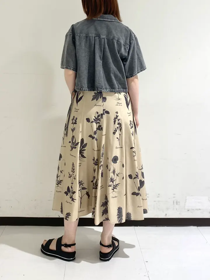 GRACE CONTINENTAL fujii コーディネート画像
