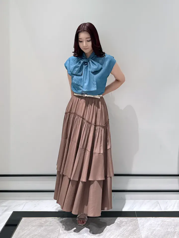 GRACE CONTINENTAL MOMOKO コーディネート画像