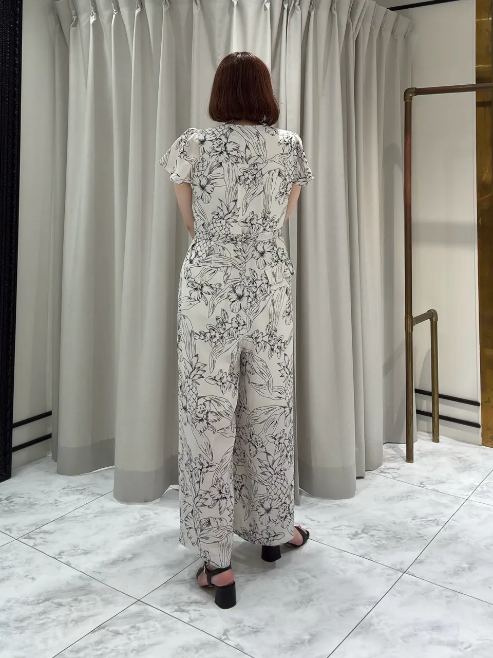 GRACE CONTINENTAL Izumi コーディネート画像