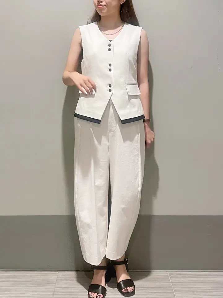GRACE CONTINENTAL 細川　もなみ コーディネート画像