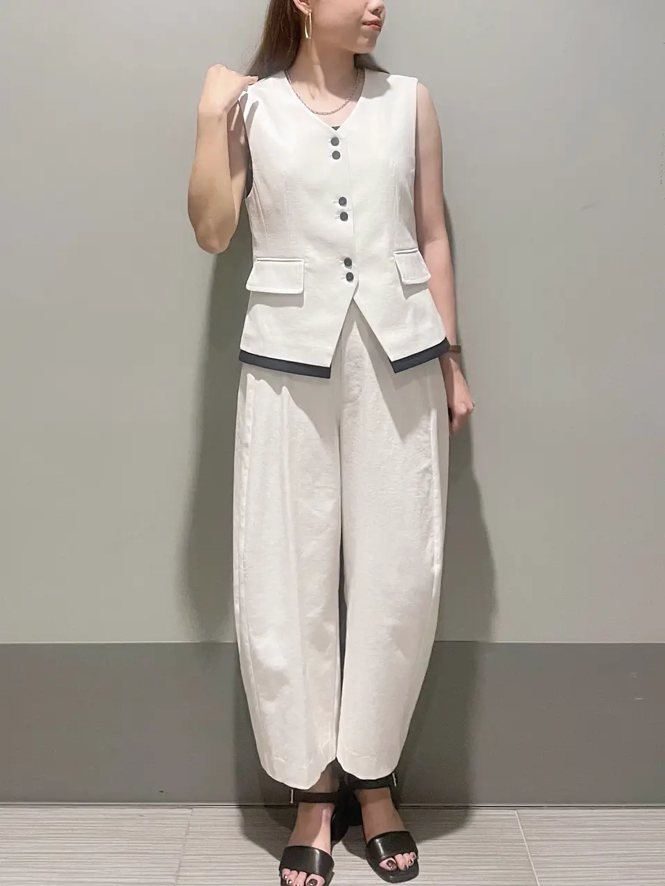 GRACE CONTINENTAL 細川　もなみ コーディネート画像