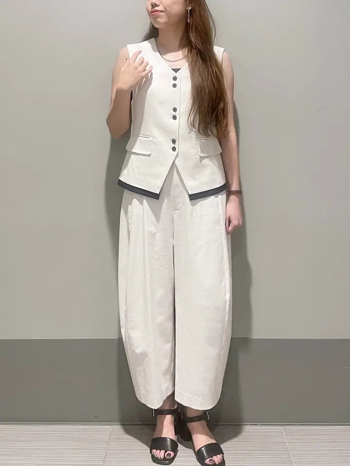 GRACE CONTINENTAL 細川　もなみ コーディネート画像