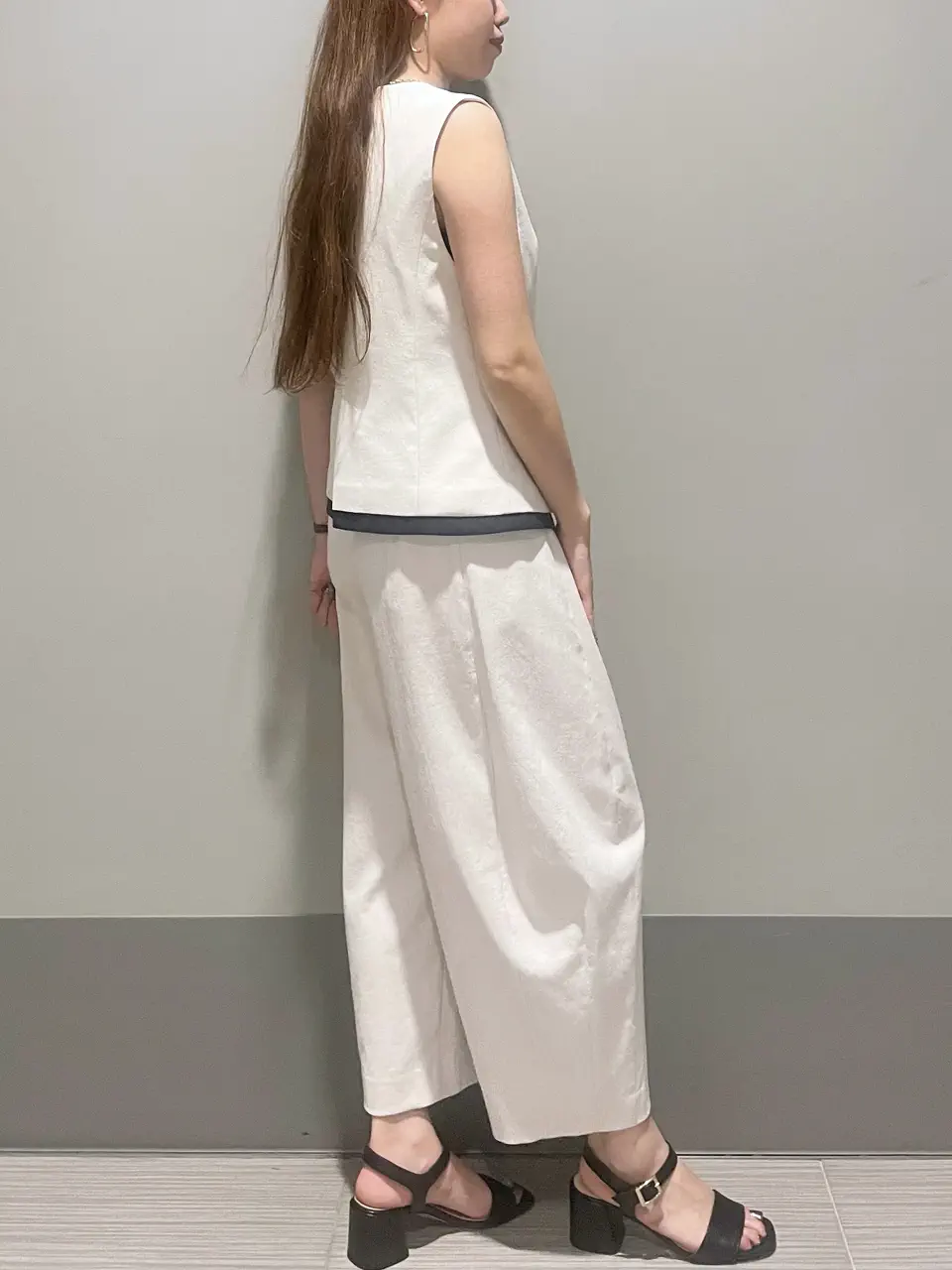 GRACE CONTINENTAL 細川　もなみ コーディネート画像