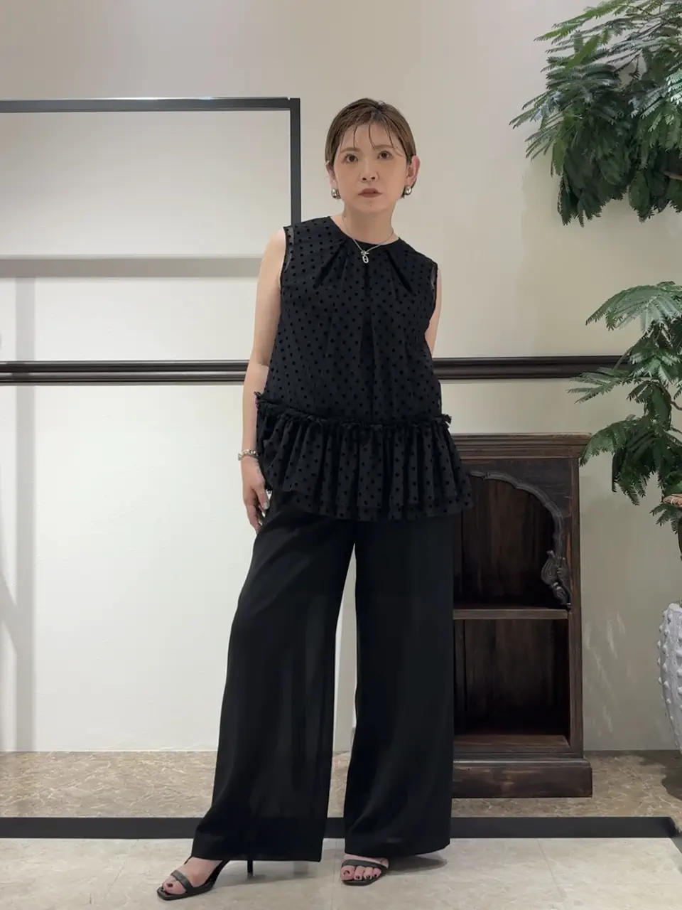 GRACE CONTINENTAL N.YURI コーディネート画像