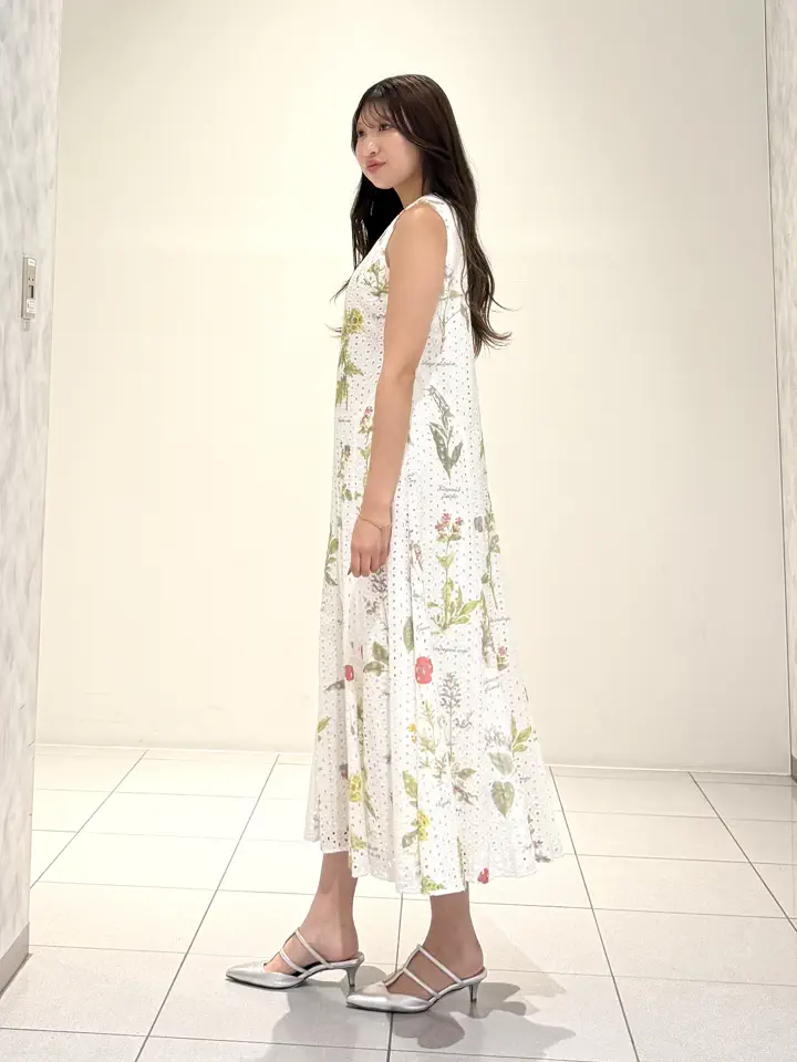 GRACE CONTINENTAL momo コーディネート画像