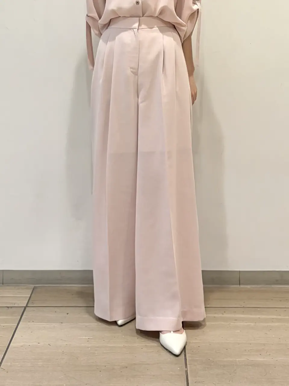 GRACE CONTINENTAL yoshi コーディネート画像