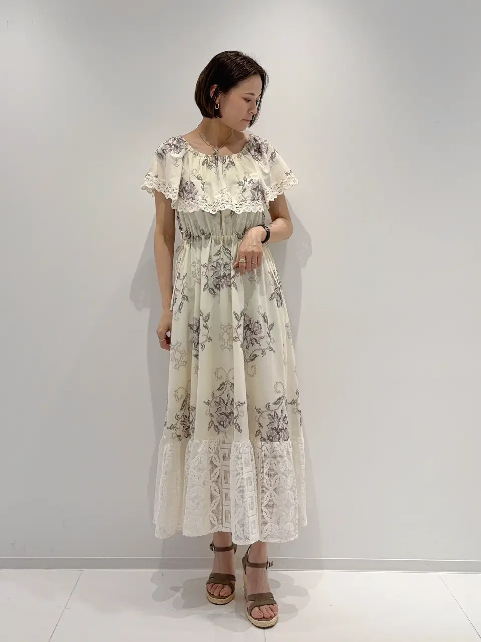 GRACE CONTINENTAL 亀田 未希 コーディネート画像