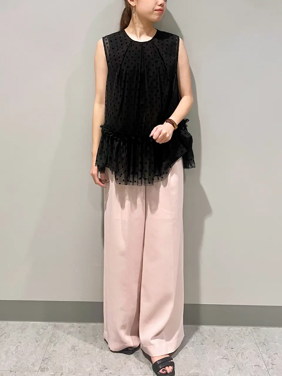 GRACE CONTINENTAL 細川　もなみ コーディネート画像