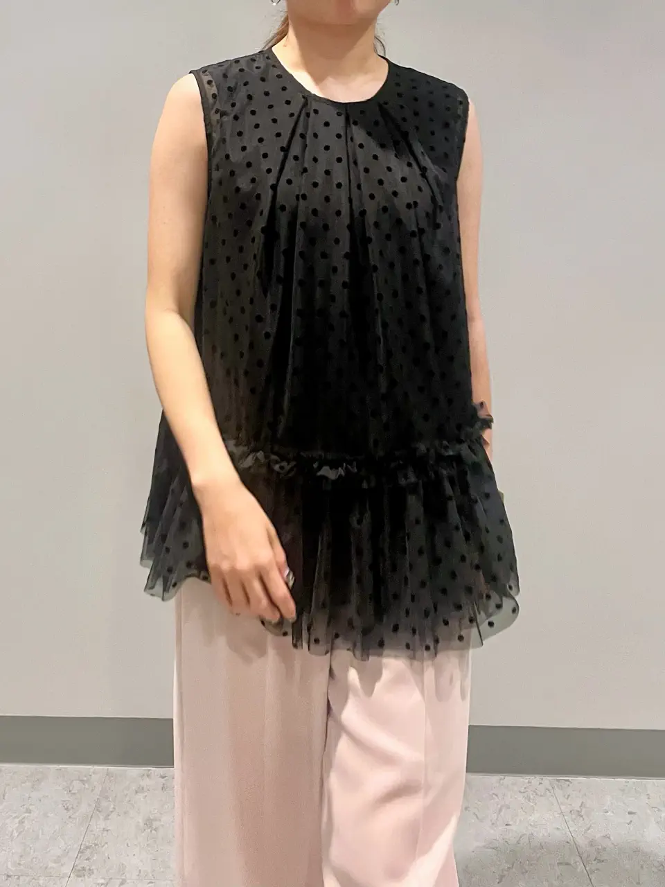 GRACE CONTINENTAL 細川　もなみ コーディネート画像