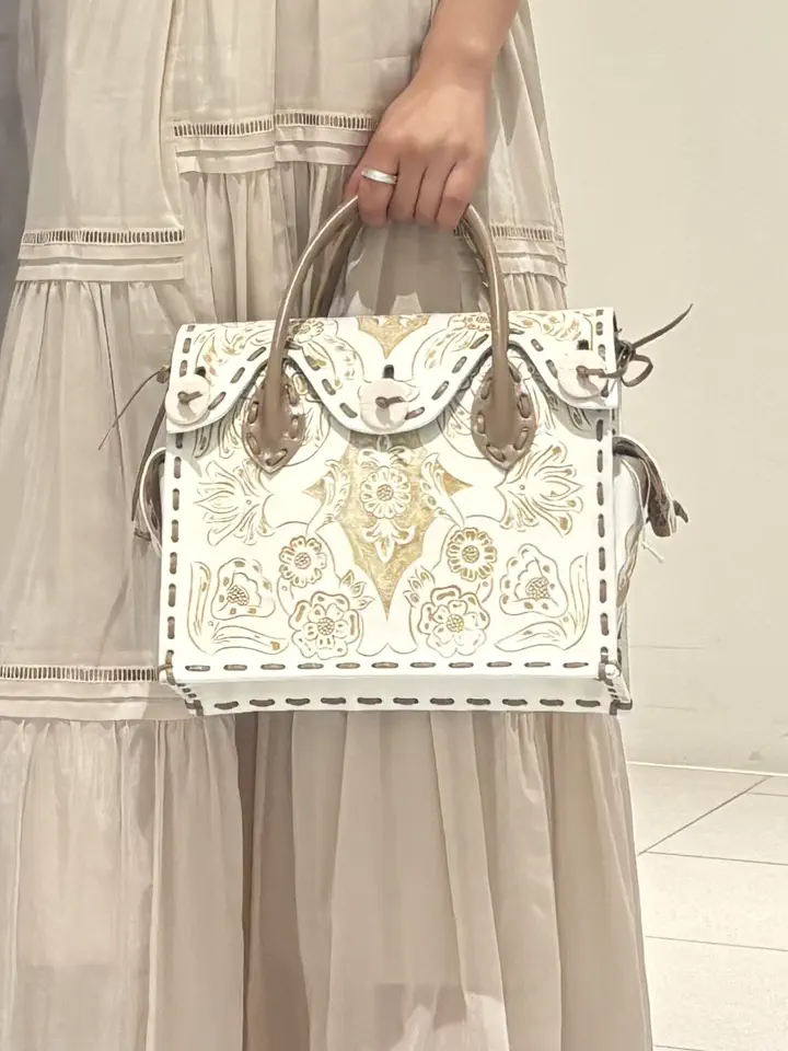 GRACE CONTINENTAL 岩永 春佳 コーディネート画像