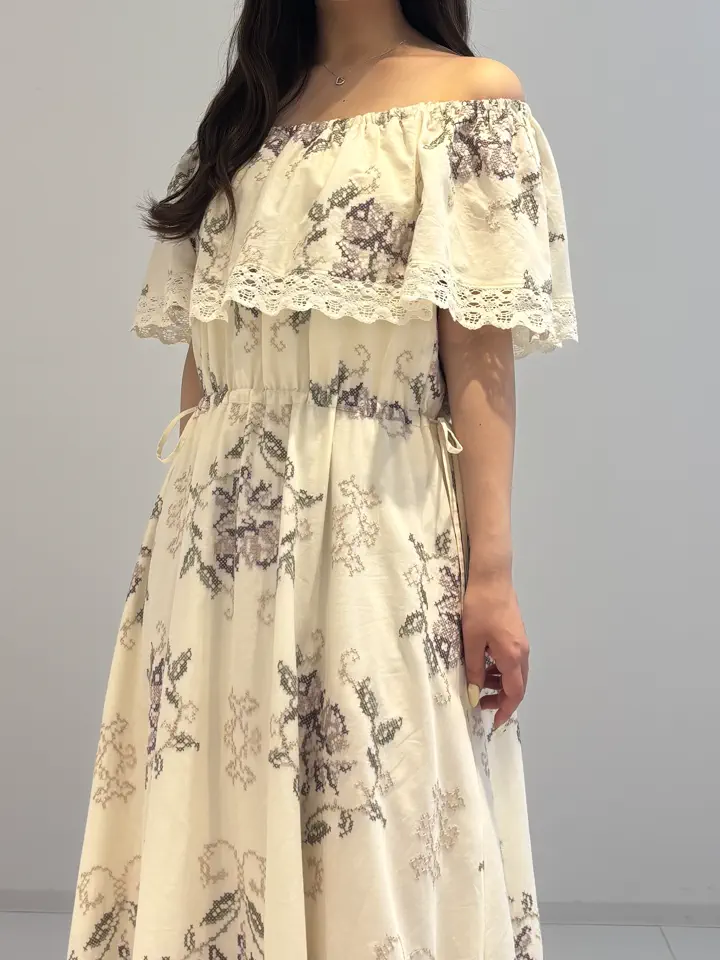 GRACE CONTINENTAL Kikuchi コーディネート画像