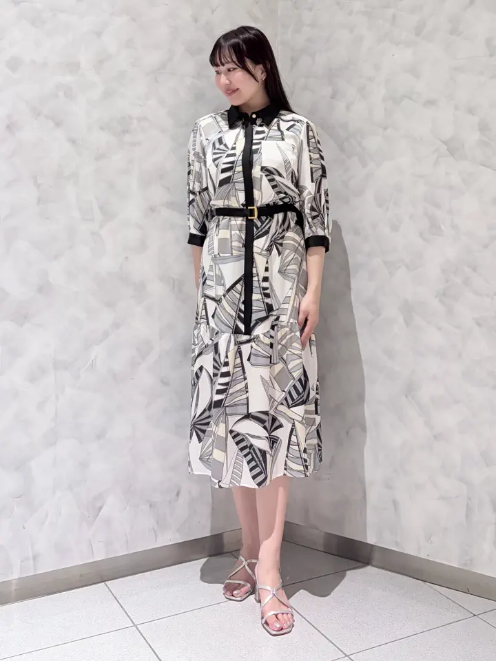GRACE CONTINENTAL 根本　紗良 コーディネート画像