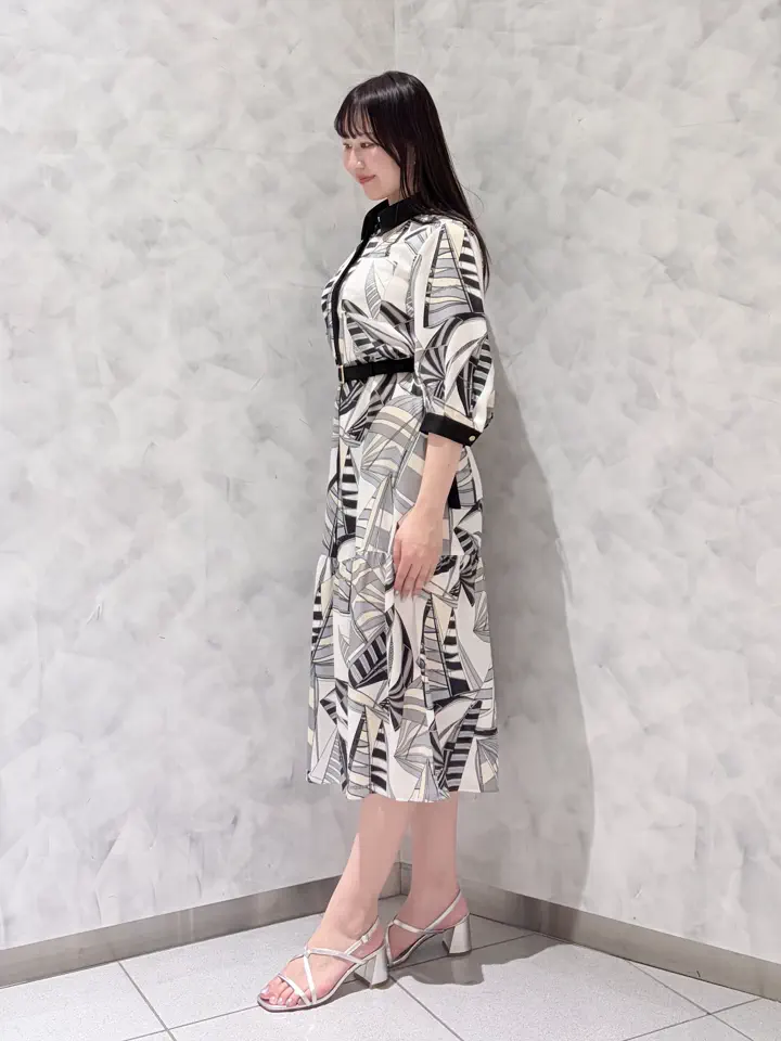 GRACE CONTINENTAL 根本　紗良 コーディネート画像
