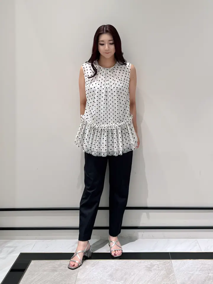 GRACE CONTINENTAL MOMOKO コーディネート画像