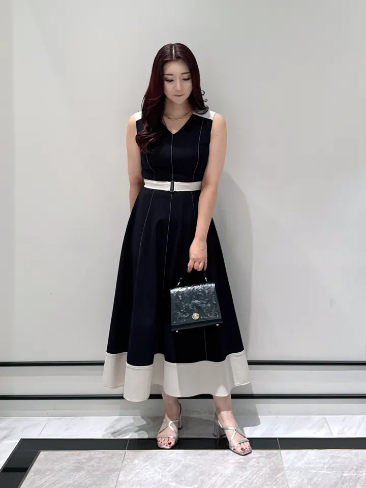 GRACE CONTINENTAL MOMOKO コーディネート画像