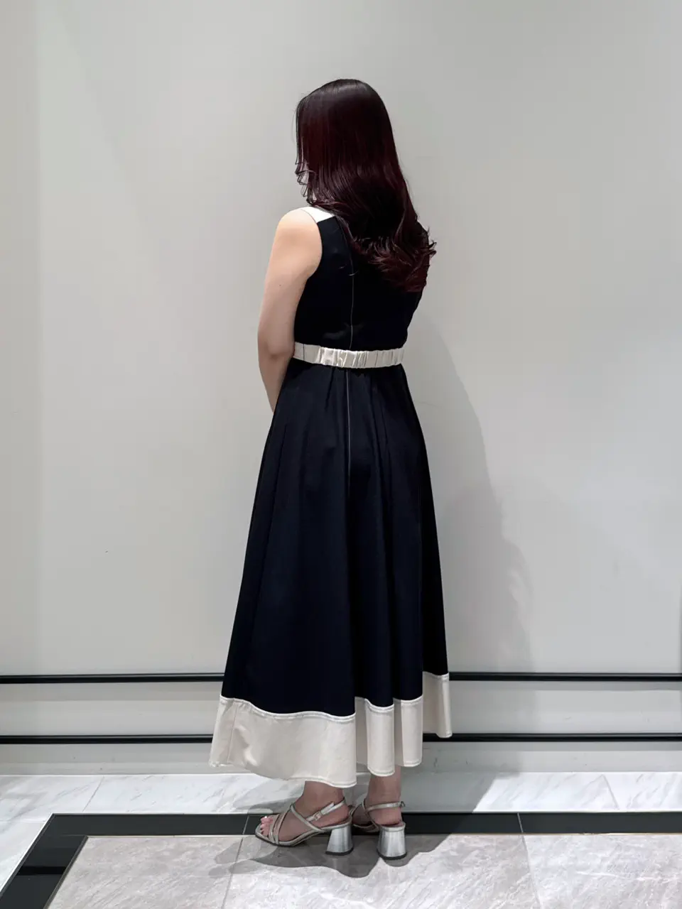 GRACE CONTINENTAL MOMOKO コーディネート画像