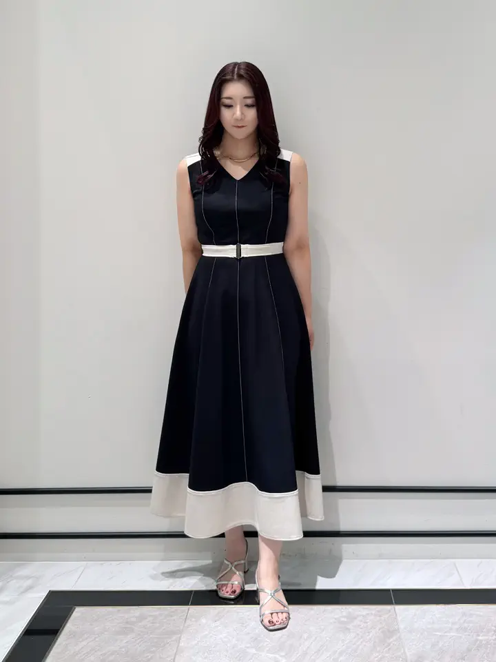 GRACE CONTINENTAL MOMOKO コーディネート画像