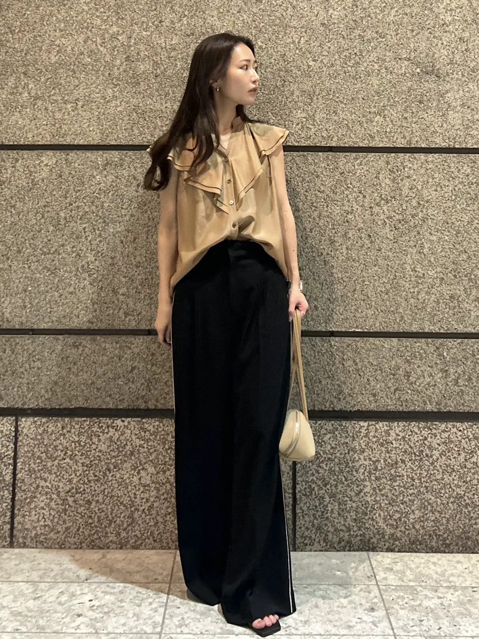 GRACE CONTINENTAL ERINA KATO コーディネート画像