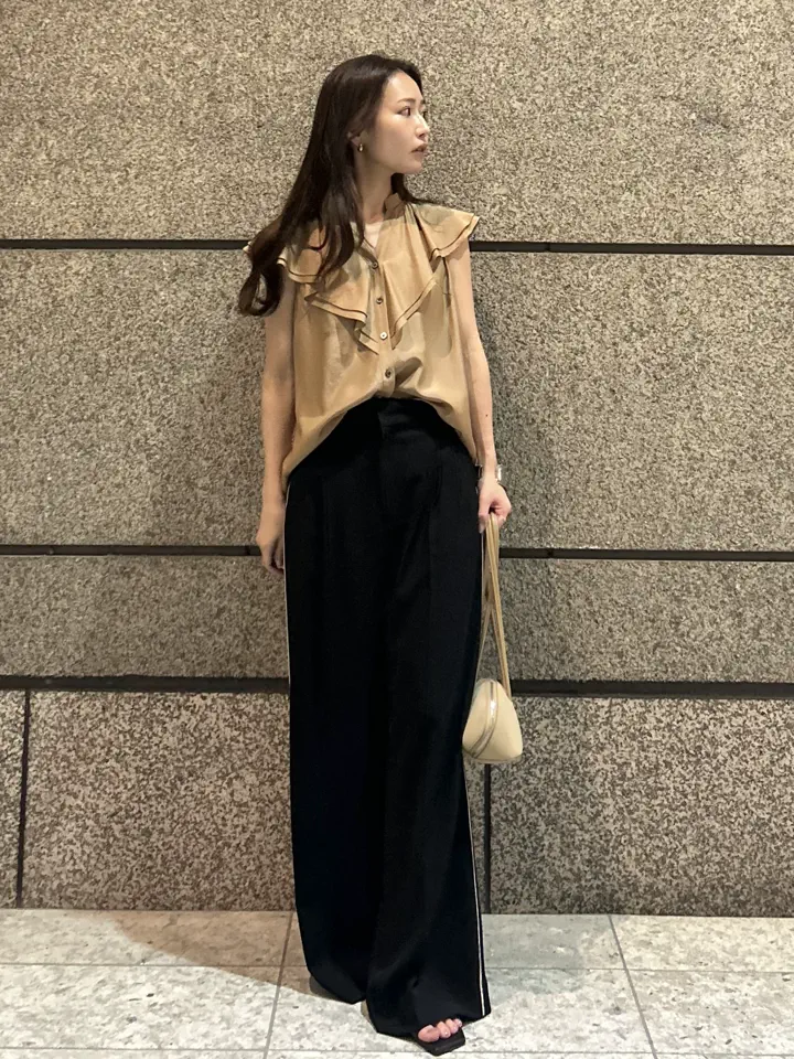 GRACE CONTINENTAL ERINA KATO コーディネート画像