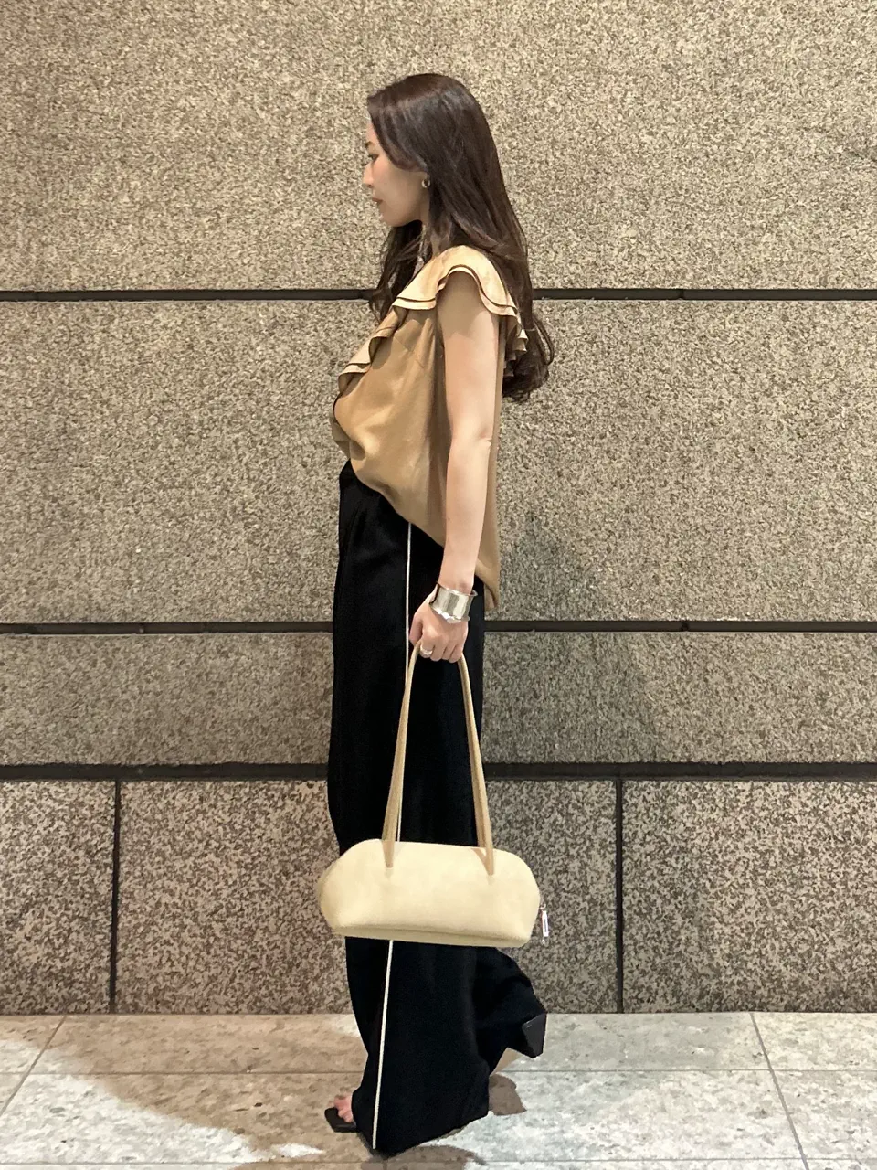 GRACE CONTINENTAL ERINA KATO コーディネート画像