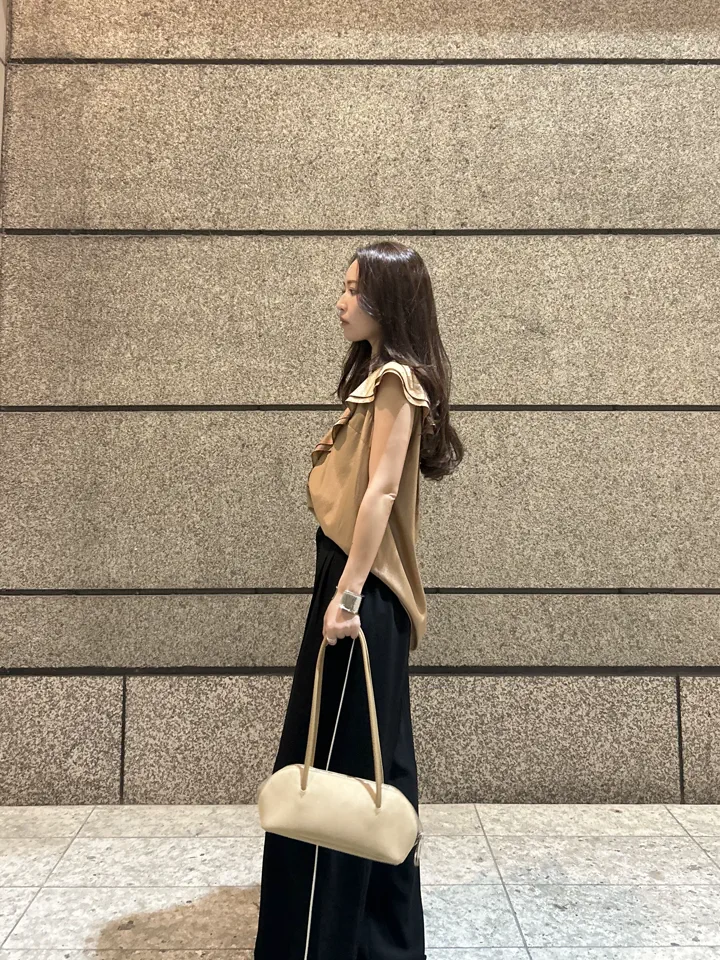 GRACE CONTINENTAL ERINA KATO コーディネート画像