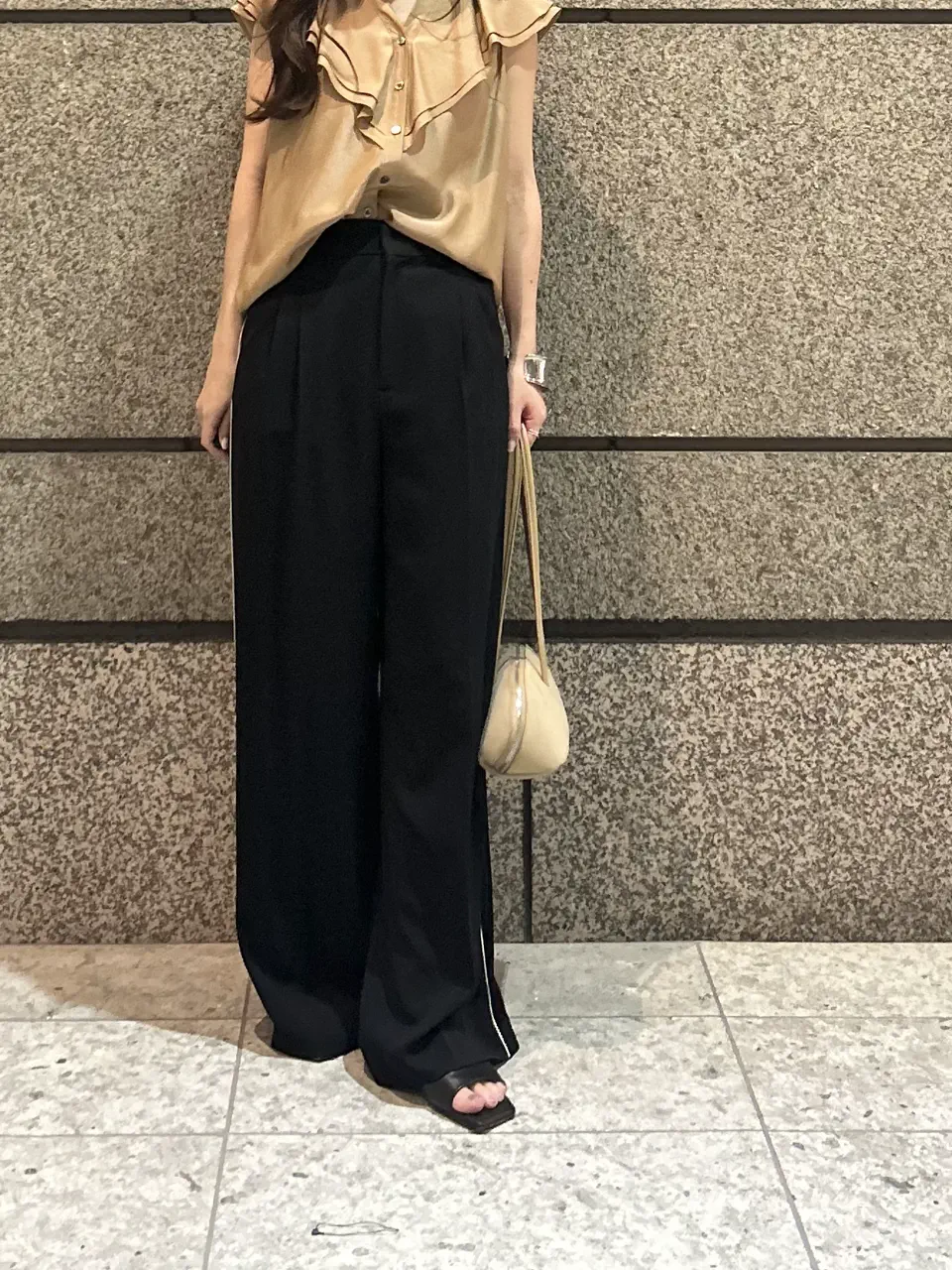 GRACE CONTINENTAL ERINA KATO コーディネート画像