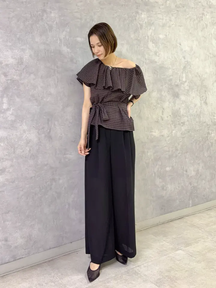 GRACE CONTINENTAL 亀田 未希 コーディネート画像