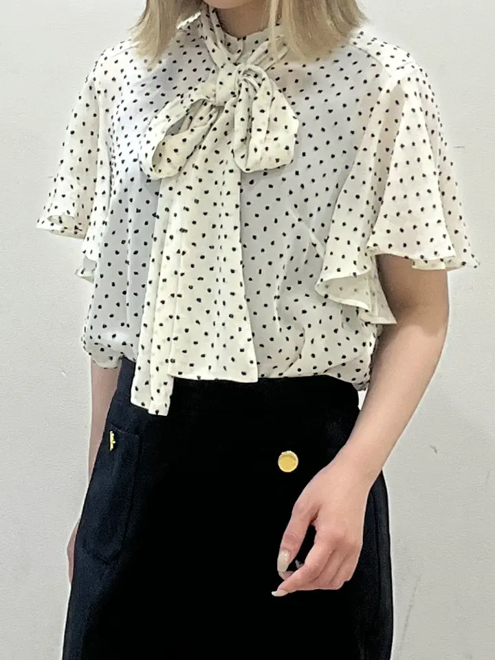 GRACE CONTINENTAL Fujisawa Yuri コーディネート画像