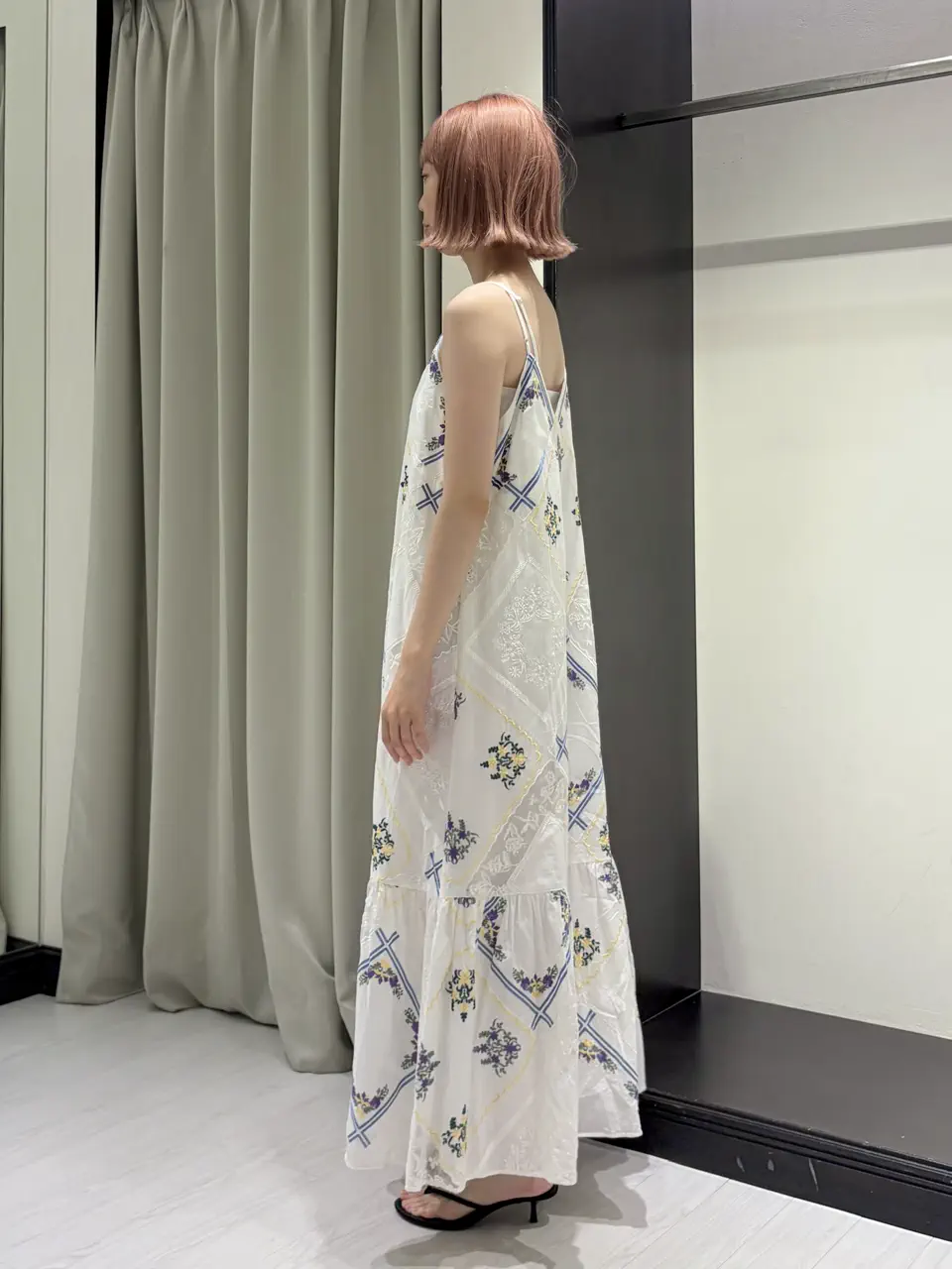 GRACE CONTINENTAL Abe コーディネート画像