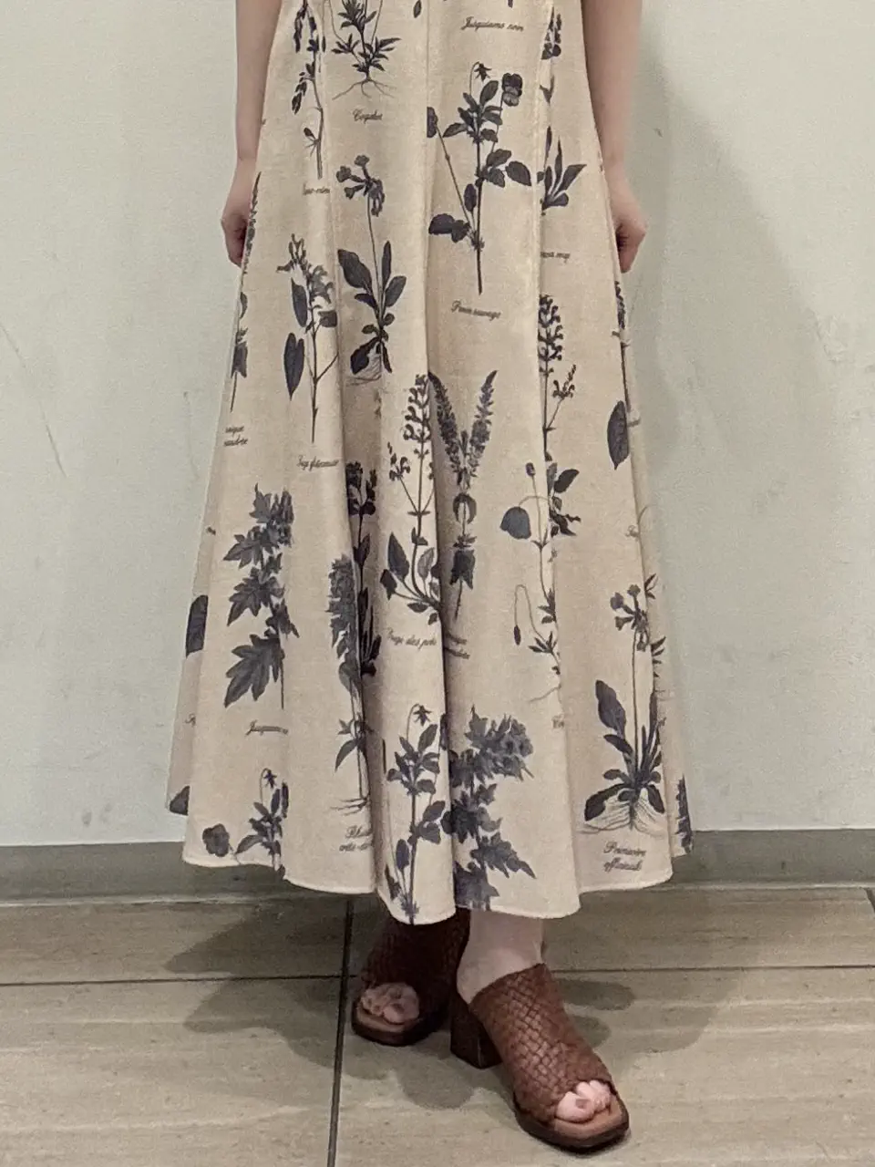 GRACE CONTINENTAL 大谷　彩夏 コーディネート画像