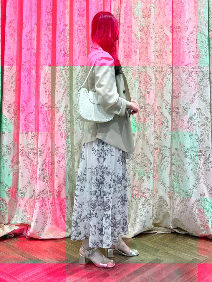 GRACE CONTINENTAL Shiori コーディネート画像