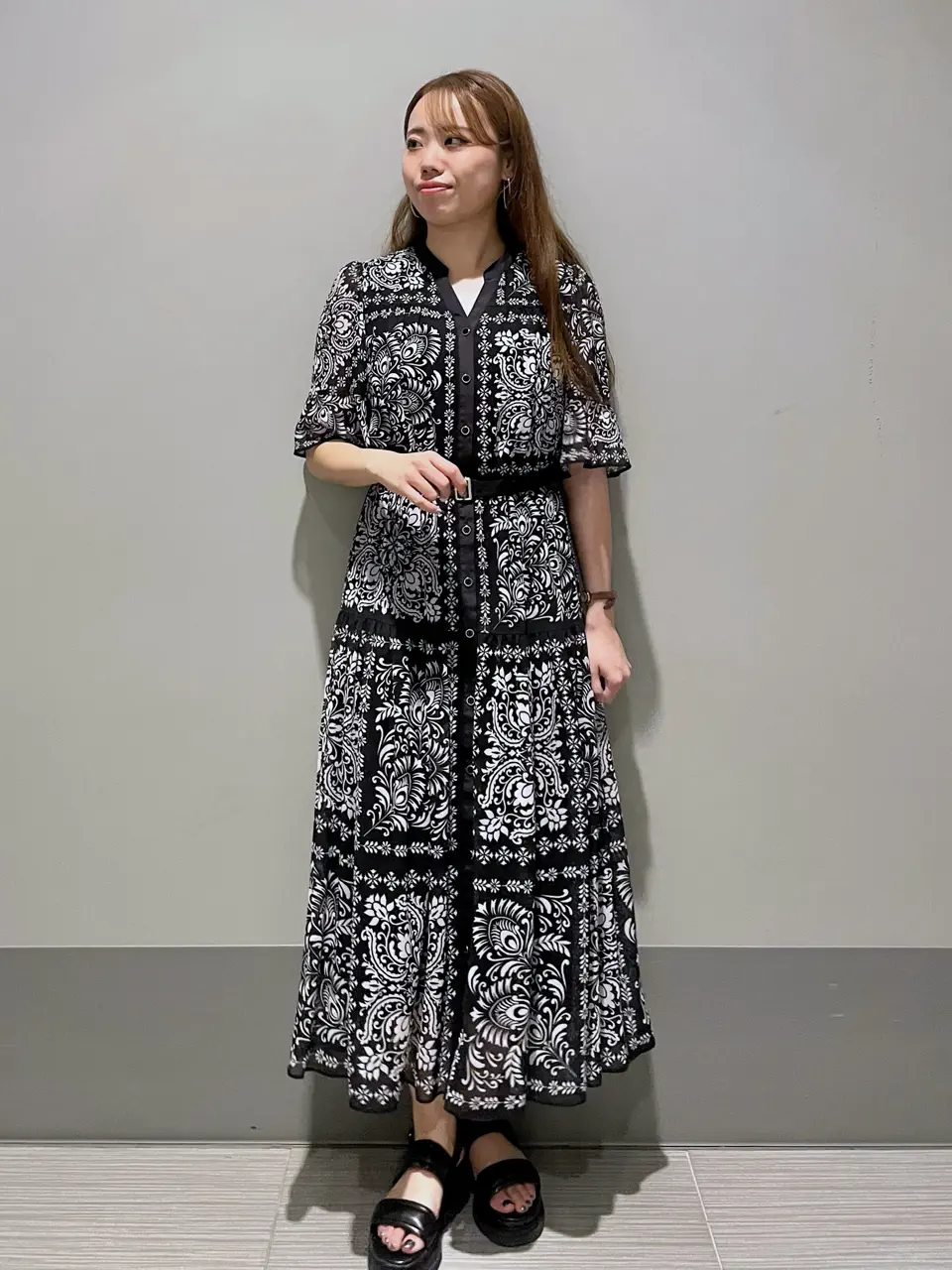 GRACE CONTINENTAL 細川　もなみ コーディネート画像