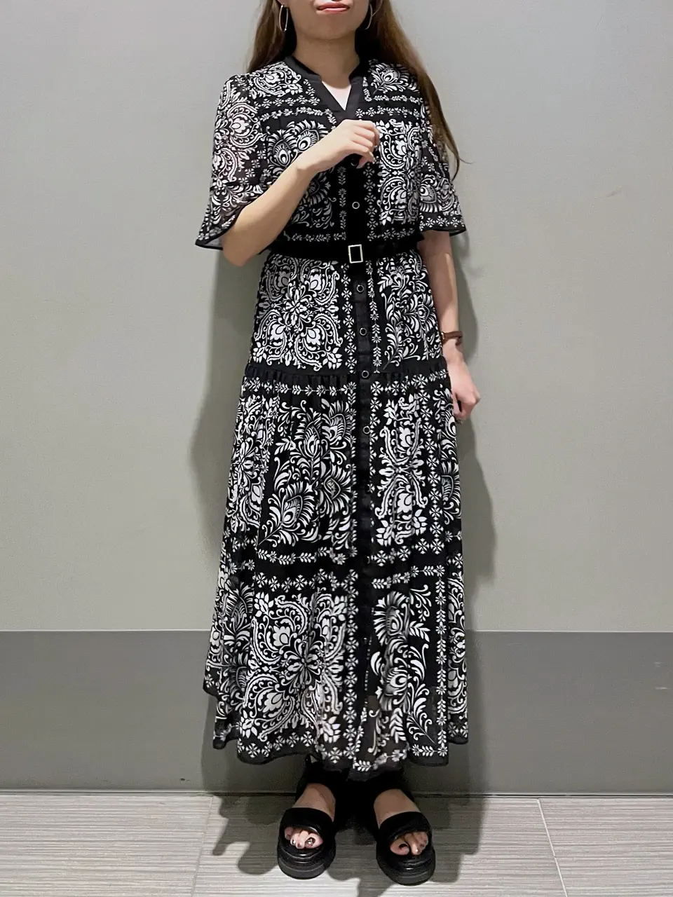 GRACE CONTINENTAL 細川　もなみ コーディネート画像