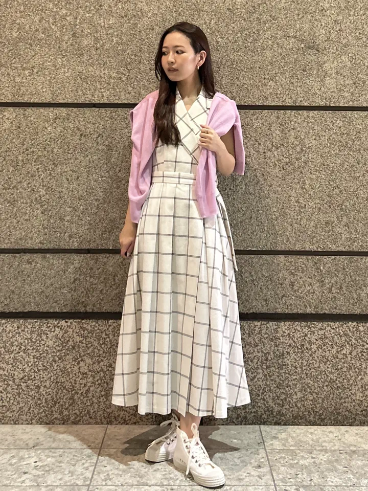 GRACE CONTINENTAL ERINA KATO コーディネート画像