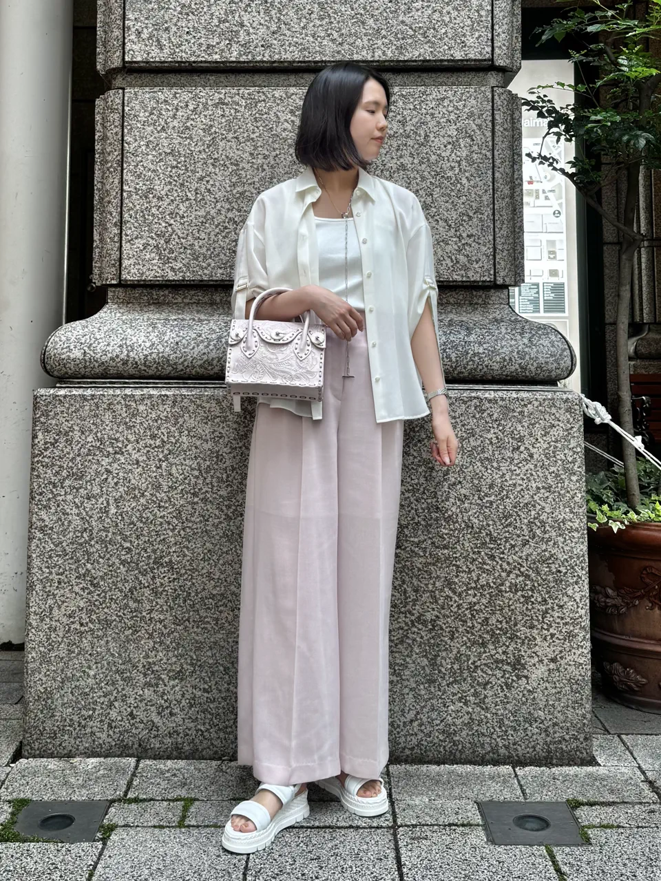 GRACE CONTINENTAL 伊藤　静華 コーディネート画像