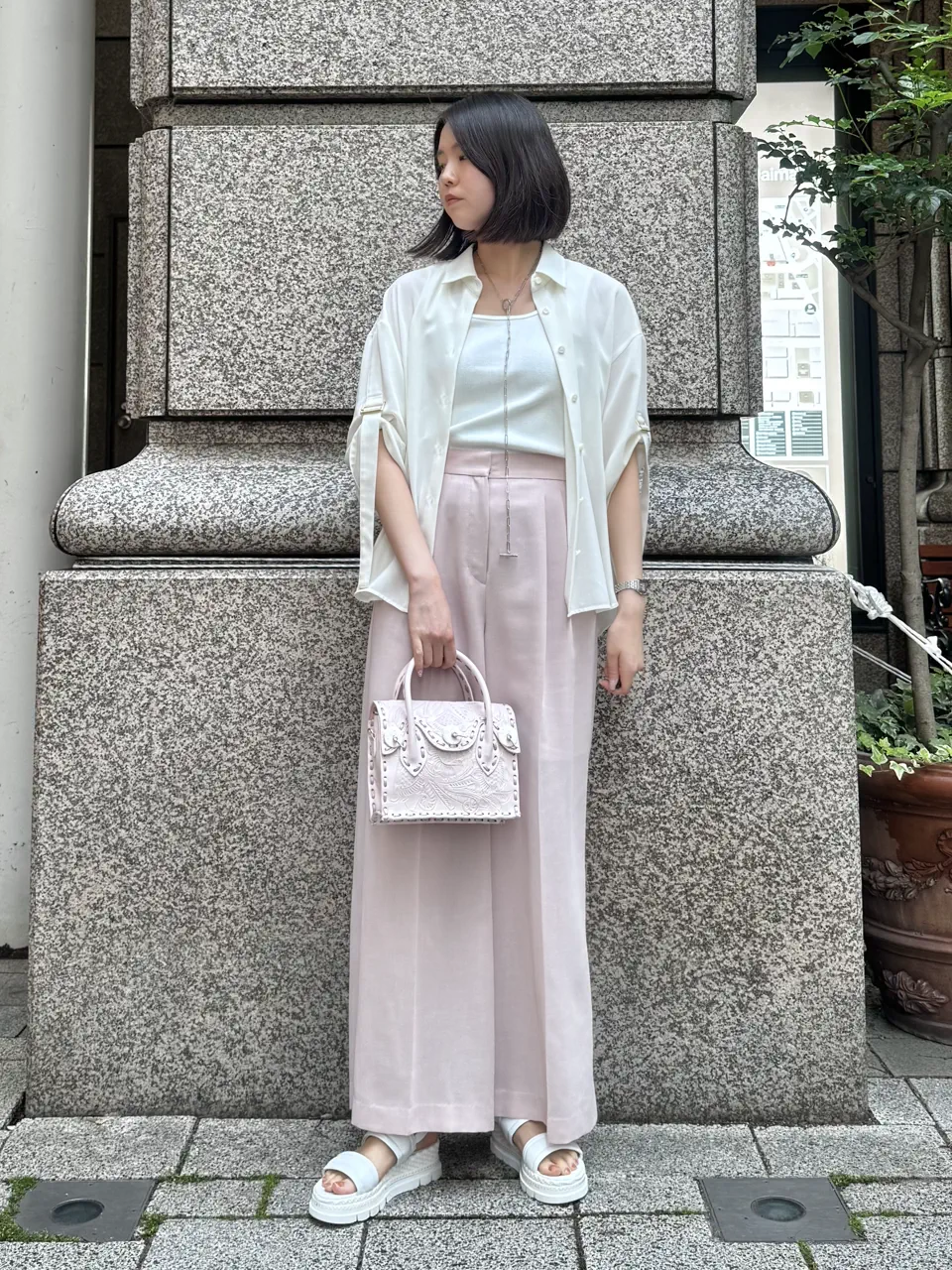 GRACE CONTINENTAL 伊藤　静華 コーディネート画像